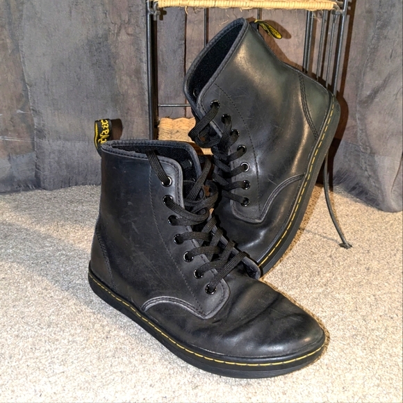 Dr. Martens Black Ankle Boots - Picture 1 of 4